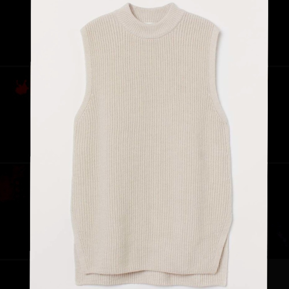 H&M Rib-knit sweater vest!!